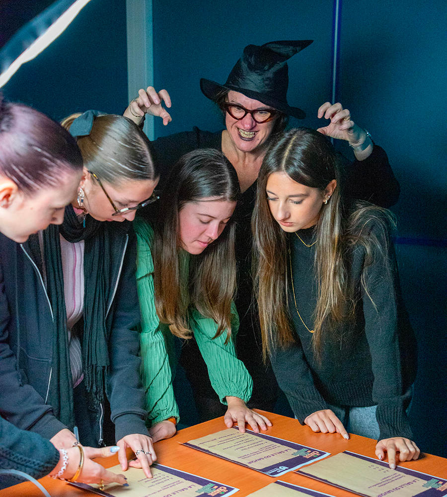 Élèves à l'animation Halloween